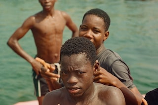 Ollie Tikare, Èkó