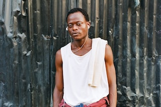 Ollie Tikare, Èkó
